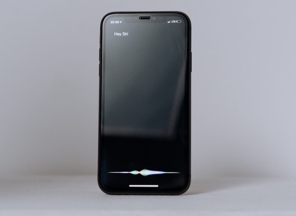 iphone-siri-smart-device
